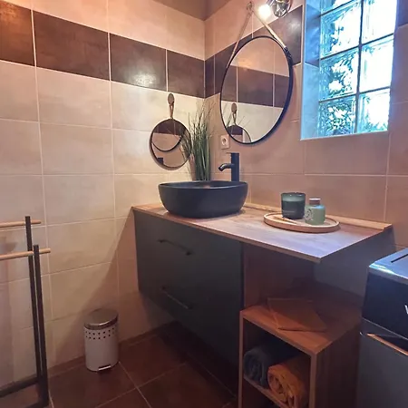 Maison Cosy - Entre Les Deux Collines Apartman *